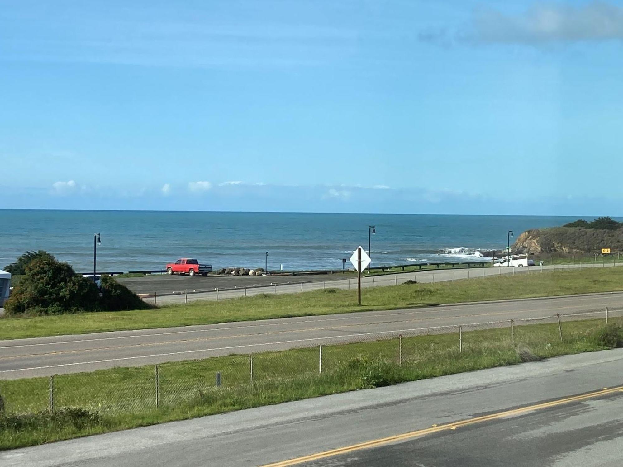 Coast Riders Inn 샌시미언 외부 사진